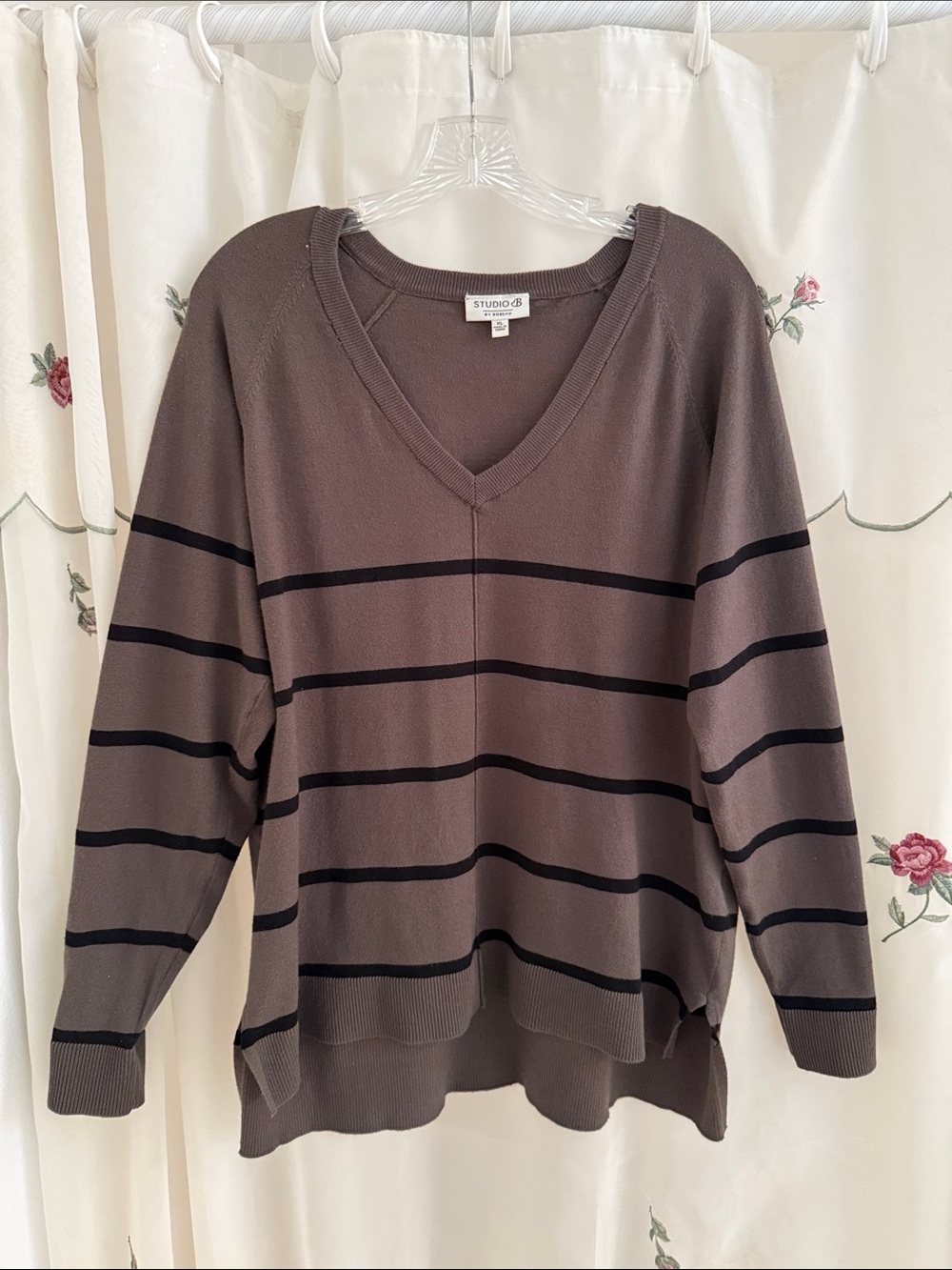 Studio B Olive Green V-Neck with Black Striped Lightweight Sweater